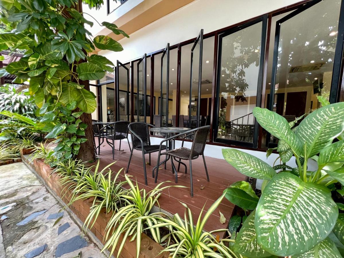 Hotel La Villa Khon Kaen Bagian luar foto