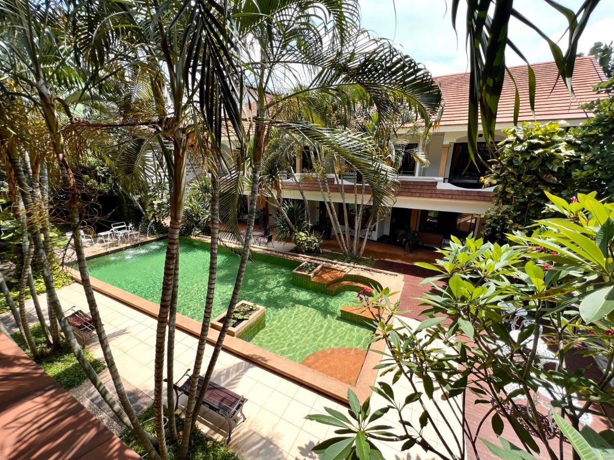 Hotel La Villa Khon Kaen Bagian luar foto