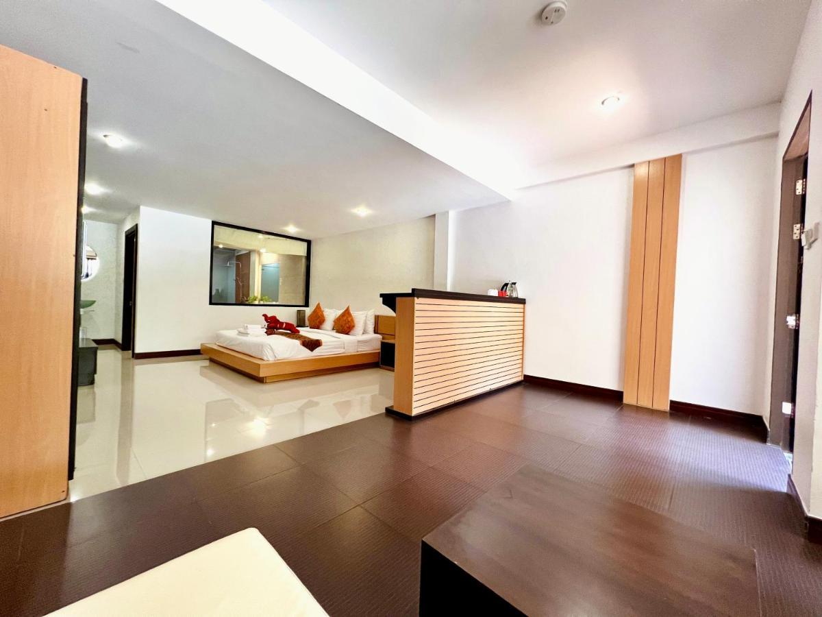 Hotel La Villa Khon Kaen Bagian luar foto