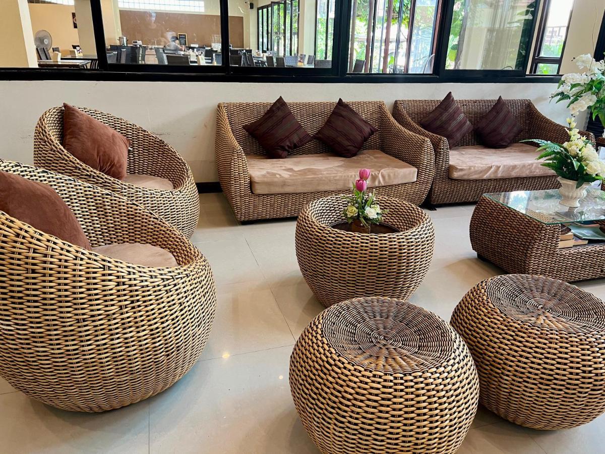 Hotel La Villa Khon Kaen Bagian luar foto