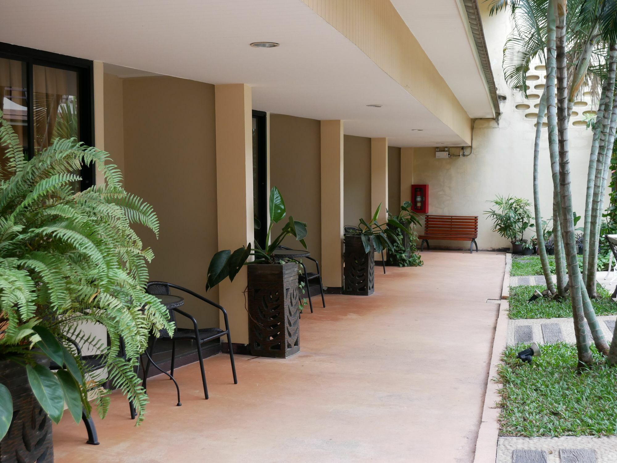 Hotel La Villa Khon Kaen Bagian luar foto