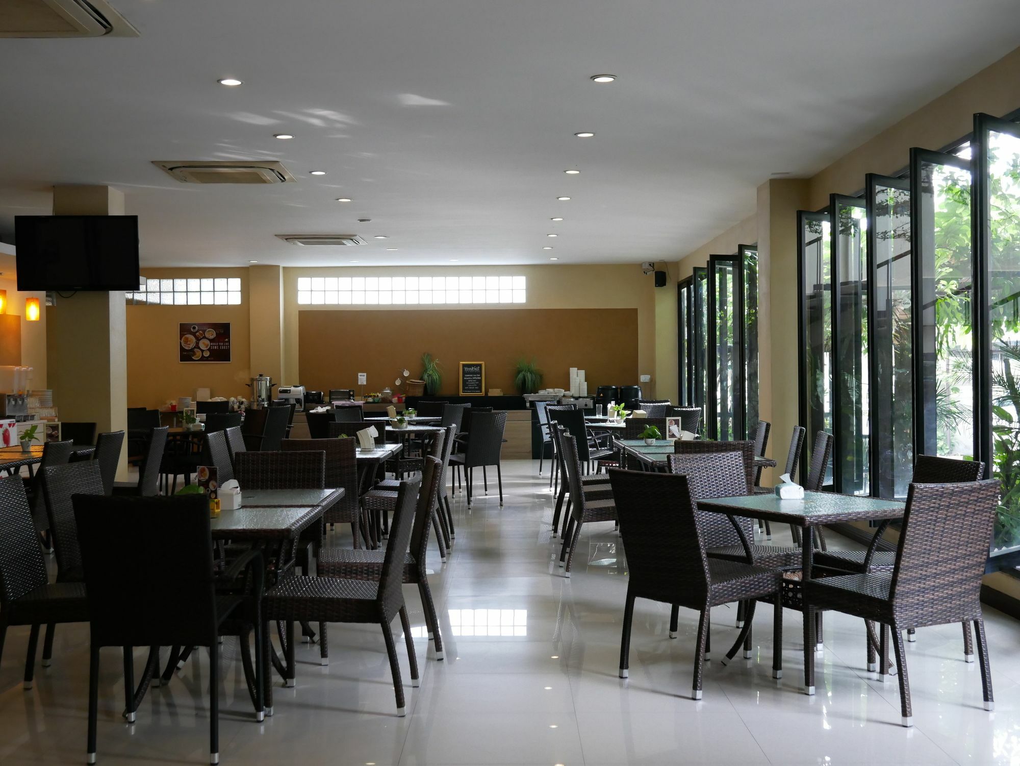 Hotel La Villa Khon Kaen Bagian luar foto